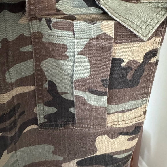 Camo Jacket - Picture 7 of 9